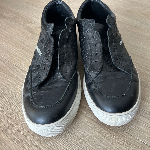EMPORIO ARMANI LEATHER TRAINERS - Picture 2 of 7